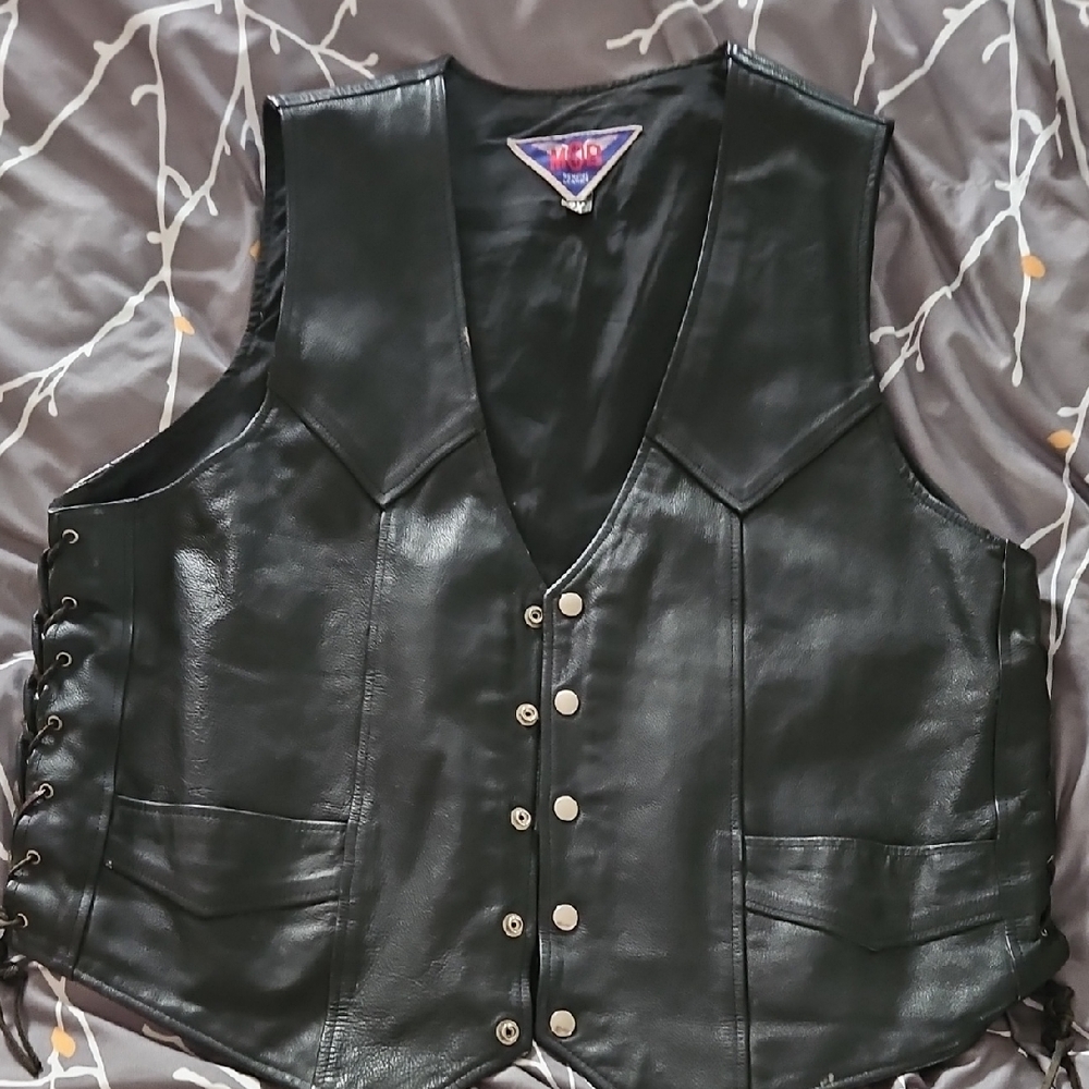 Men's Black Leather Vest with Button Closure